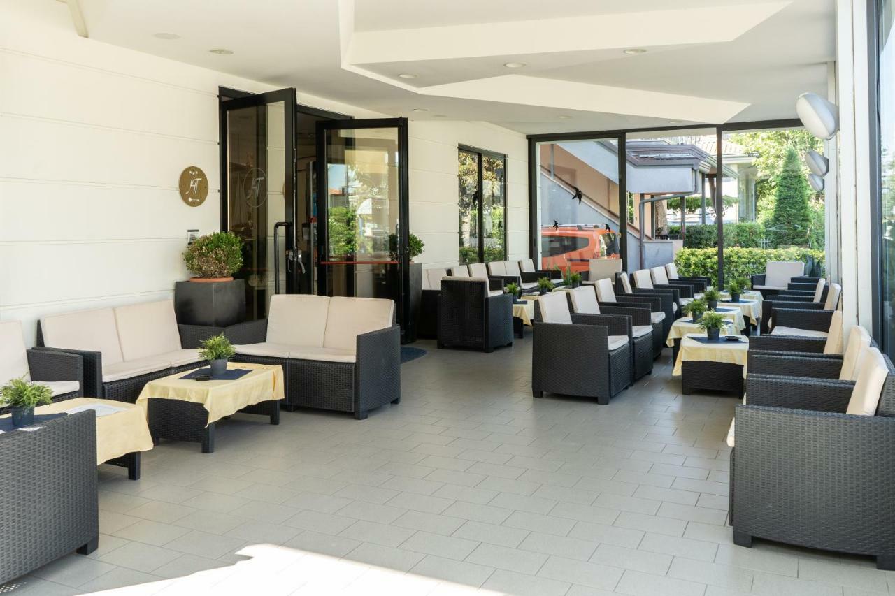 Hotel Tiglio Rimini Exterior foto
